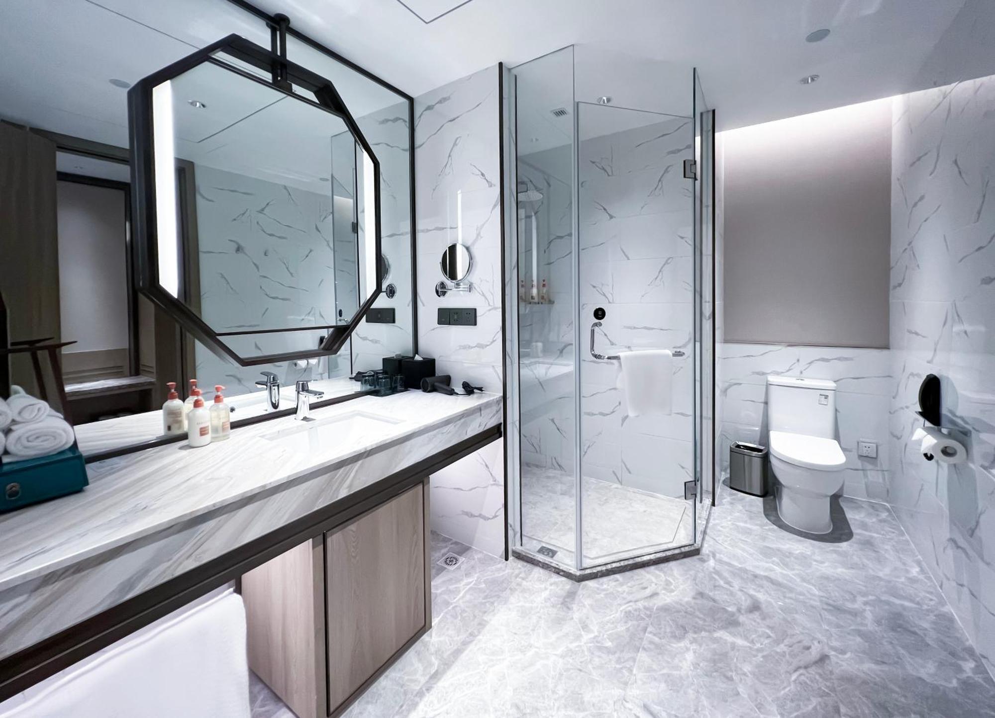 Crowne Plaza Hangzhou Linping By Ihg Exterior foto